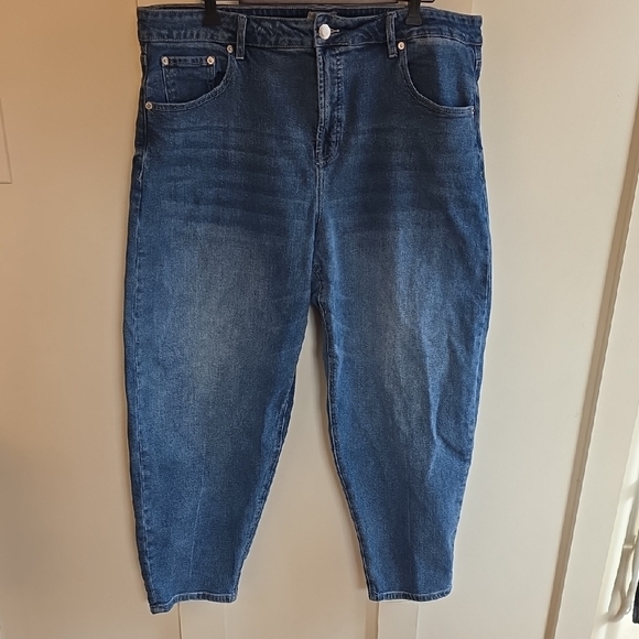 Eloquii Medium Blue Barrell Jeans 18 - Picture 2 of 13